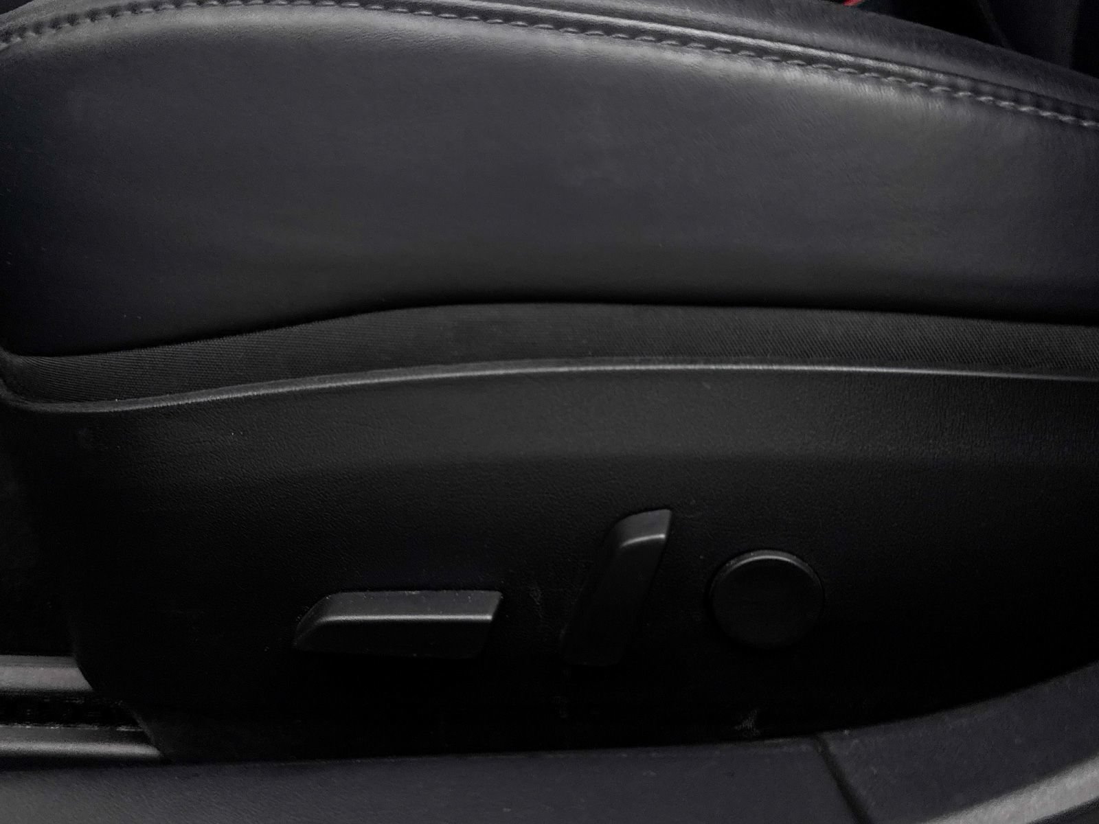 Used 2019 Tesla Model 3 Mid Range RWD image 27