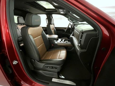 Certified 2025 Chevrolet Silverado 3500 High Country w/ High Country Premium Package image 15