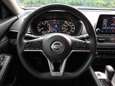Used 2022 Nissan Altima 2.5 SV FWD image 20