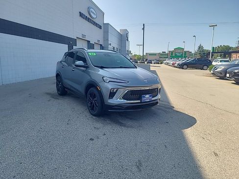 Used 2024 Buick Encore GX Sport Touring AWD/4WD image 9