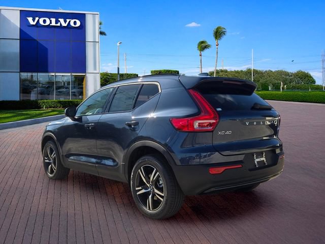 New 2026 Volvo XC40 B5 Core AWD/4WD image 5