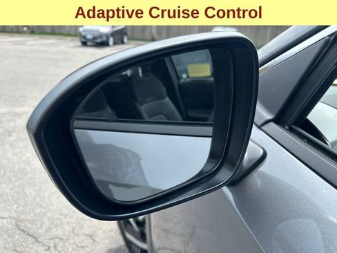 Used 2025 Nissan Kicks SV w/ Charging Package image 8