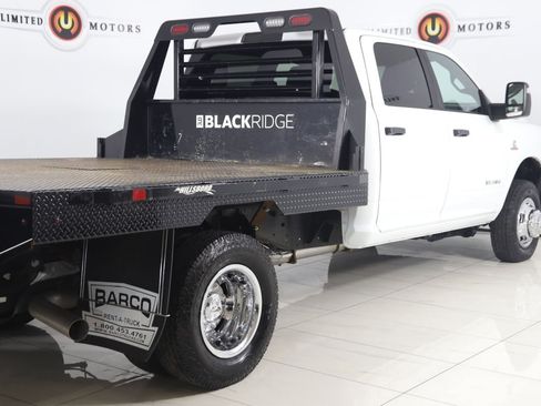 Used 2024 RAM 3500 SLT w/ Quick Order Package 2YG SLT AWD/4WD image 39