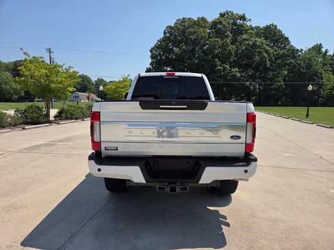 Used 2019 Ford F250 Platinum w/ Platinum Ultimate Package AWD/4WD image 8