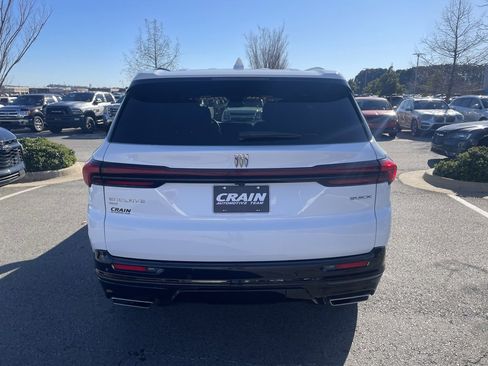 Used 2025 Buick Enclave Sport Touring image 6