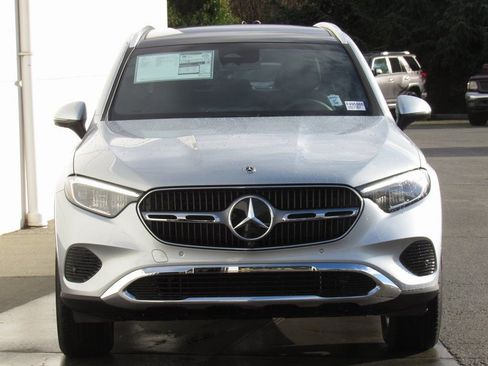New 2026 Mercedes-Benz GLC 300 4MATIC image 3