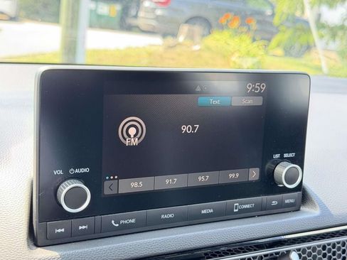 Used 2025 Honda Civic Sport image 3
