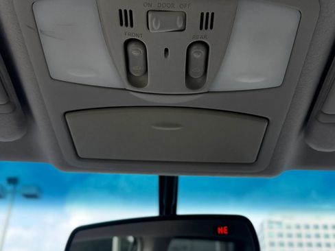 Used 2012 Nissan Quest SL w/ Bose Pkg FWD image 22