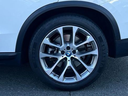 Used 2023 BMW X5 xDrive45e image 8