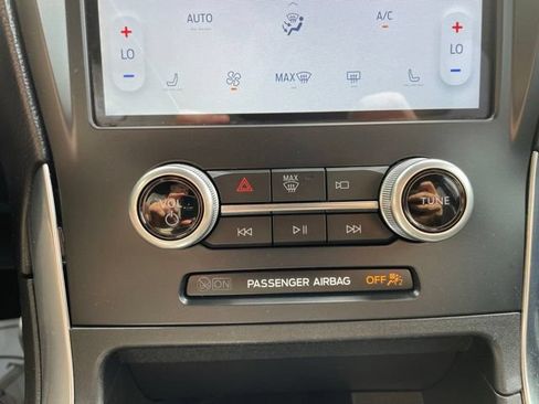 Certified 2022 Ford Edge ST AWD/4WD image 18