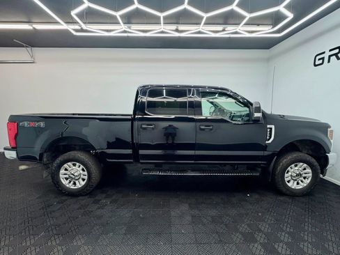 Used 2019 Ford F250 XLT w/ Snow Plow Prep Package AWD/4WD image 8