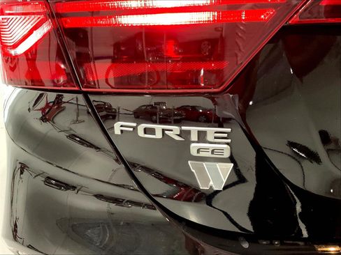 Used 2024 Kia Forte LX FWD image 23