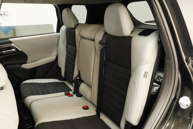 New 2026 Mitsubishi Outlander SE FWD image 24
