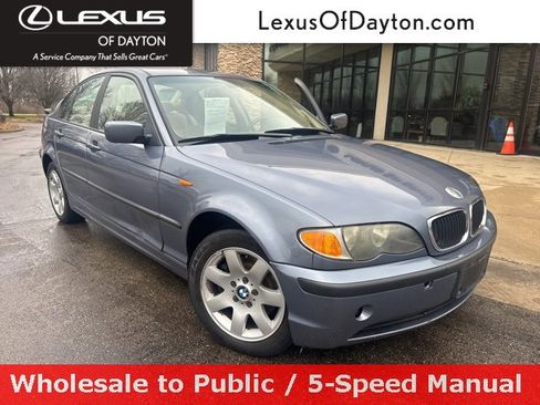 Used 2003 BMW 325xi Sedan image 1