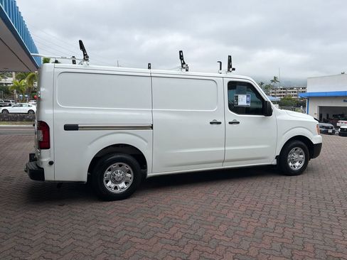 Used 2021 Nissan NV 2500 SV image 5