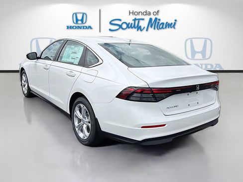 New 2026 Honda Accord LX image 5
