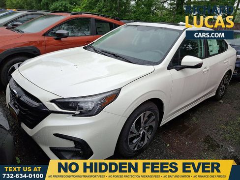 Used 2025 Subaru Legacy Premium w/ Popular Package #1A AWD/4WD image 1