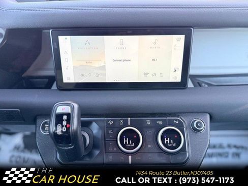 Used 2022 Land Rover Defender 110 image 27