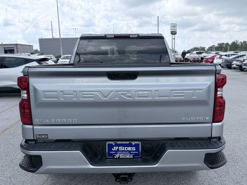 Used 2025 Chevrolet Silverado 1500 Custom RWD image 8