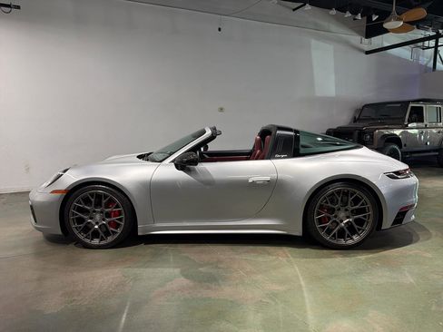 Used 2024 Porsche 911 Targa 4S AWD/4WD image 4