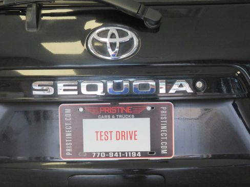 Used 2019 Toyota Sequoia SR5 AWD/4WD image 68