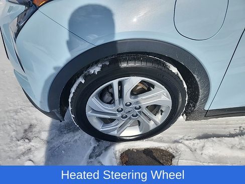 Used 2023 Chevrolet Bolt LT image 9