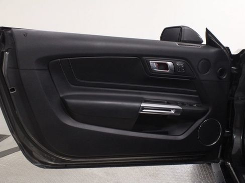 Used 2019 Ford Mustang GT Premium w/ Equipment Group 401A RWD image 14