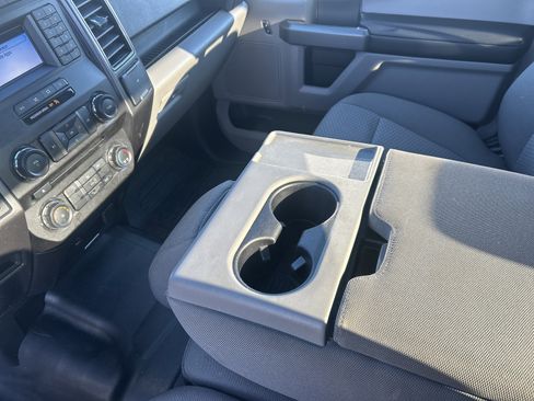 Used 2018 Ford F150 XLT w/ XTR Package image 22