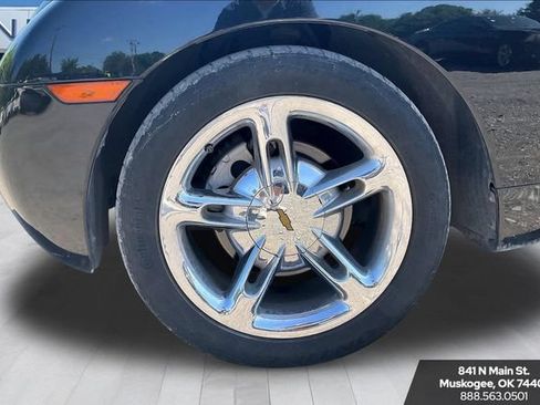 Used 2004 Chevrolet SSR w/ Preferred Equipment Group RWD image 30