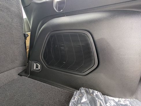 New 2026 Jeep Grand Cherokee Limited w/ Limited Altitude Package image 17