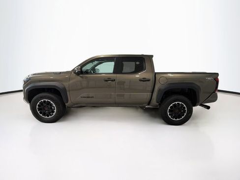 New 2026 Toyota Tacoma TRD Off-Road AWD/4WD image 4