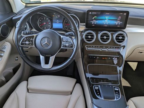 Used 2021 Mercedes-Benz GLC 300 image 25