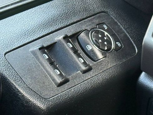 Used 2019 Ford F150 XLT w/ Equipment Group 302A Luxury AWD/4WD image 36