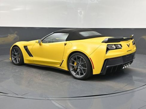 Used 2017 Chevrolet Corvette Z06 RWD image 4