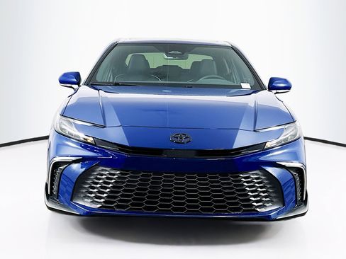 Used 2025 Toyota Camry SE w/ Multimedia Upgrade Package image 2