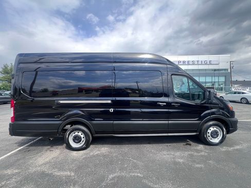Used 2023 Ford Transit 250 148 High Roof Extended w/ Load Area Protection Package RWD image 8
