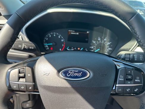 Used 2022 Ford Escape SEL image 26