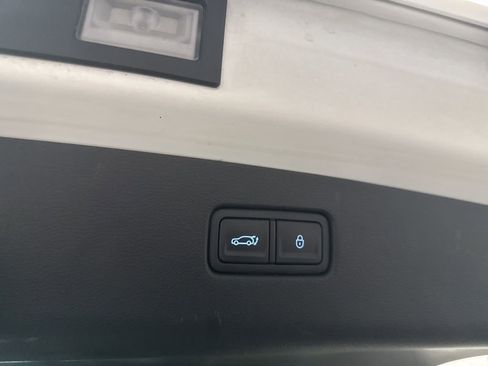 Used 2023 Genesis GV70 3.5T Sport w/ Sport Prestige Package image 33