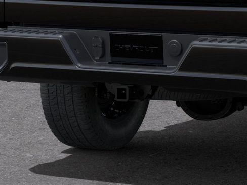 Used 2025 Chevrolet Silverado 1500 Custom Trail Boss AWD/4WD image 14
