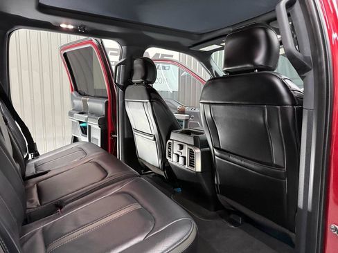 Used 2017 Ford F250 Platinum w/ Platinum Ultimate Package AWD/4WD image 33