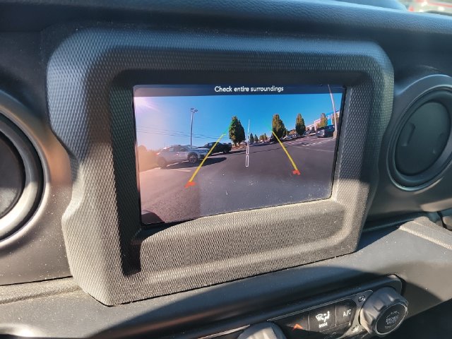 Used 2022 Jeep Wrangler Sport AWD/4WD image 20