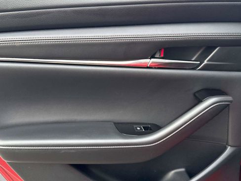 Certified 2025 MAZDA MAZDA3 s image 11