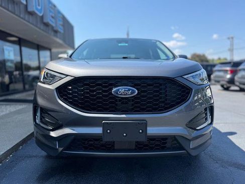 Certified 2023 Ford Edge ST-Line AWD/4WD image 2