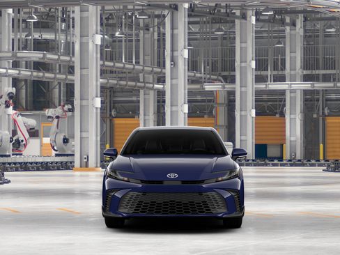 New 2026 Toyota Camry SE FWD image 17