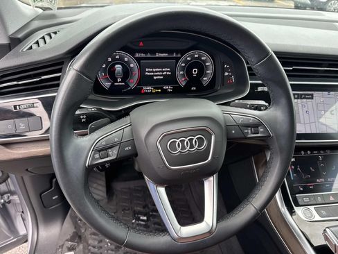Used 2022 Audi Q8 Premium w/ Convenience Package AWD/4WD image 22