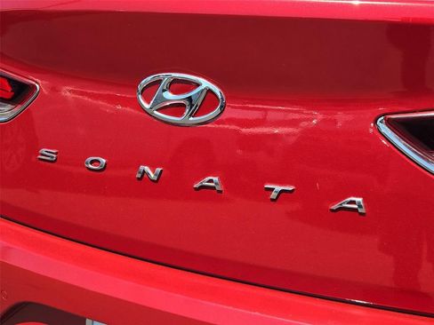 Used 2018 Hyundai Sonata Limited FWD image 25