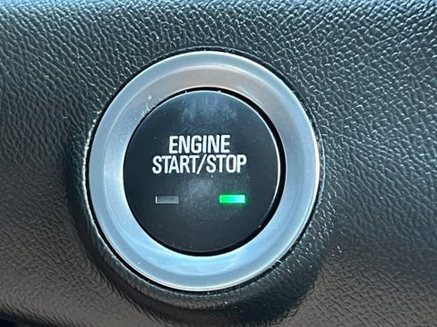 Used 2023 GMC Terrain SLE w/ Driver Convenience Package AWD/4WD image 31