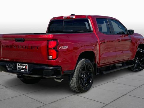 Used 2025 Chevrolet Colorado Z71 w/ Technology Package image 13