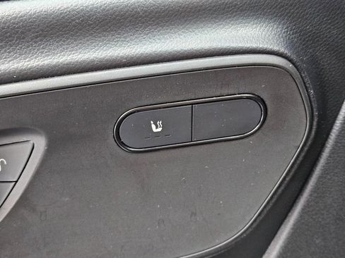 Used 2024 Mercedes-Benz Sprinter 2500 image 19