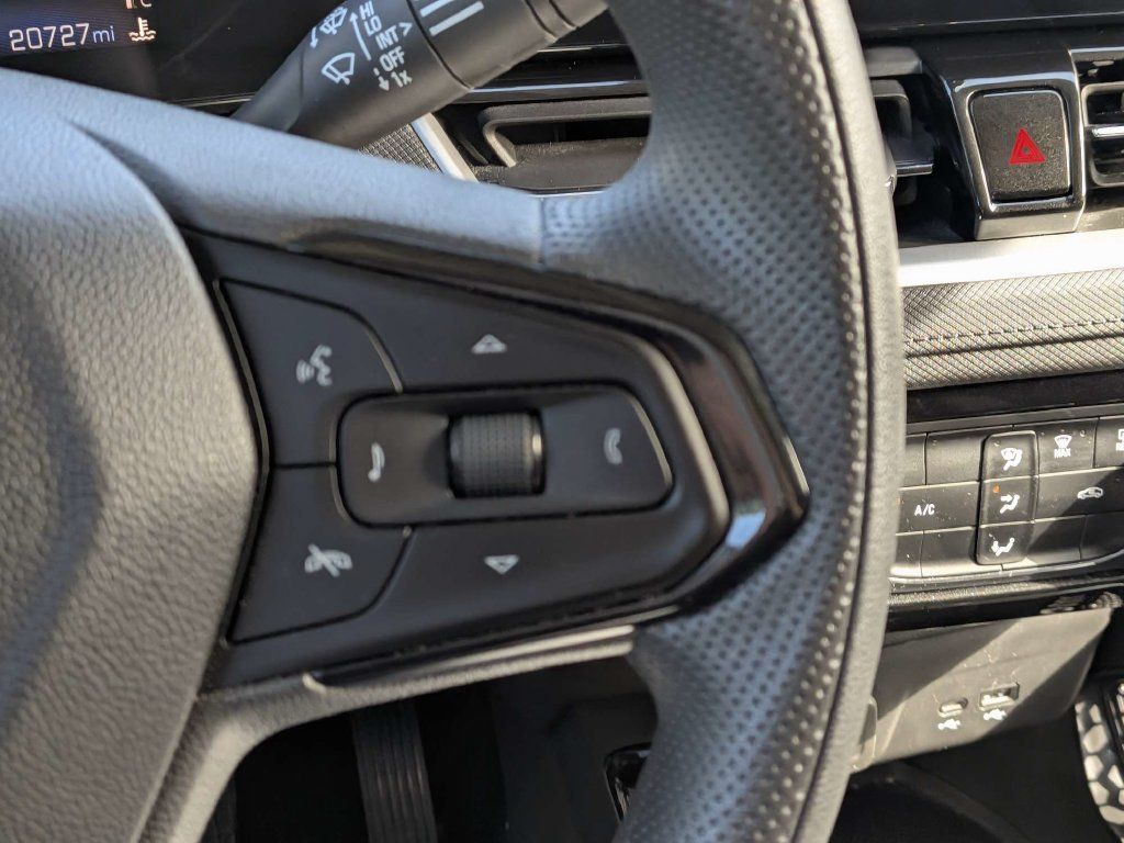 Used 2025 Chevrolet TrailBlazer LT FWD image 20